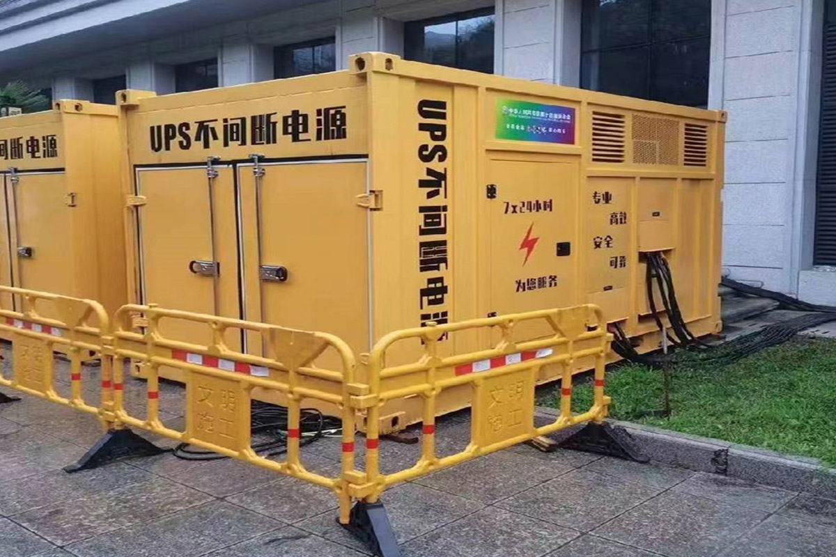 锦山镇发电机租赁施工现场
